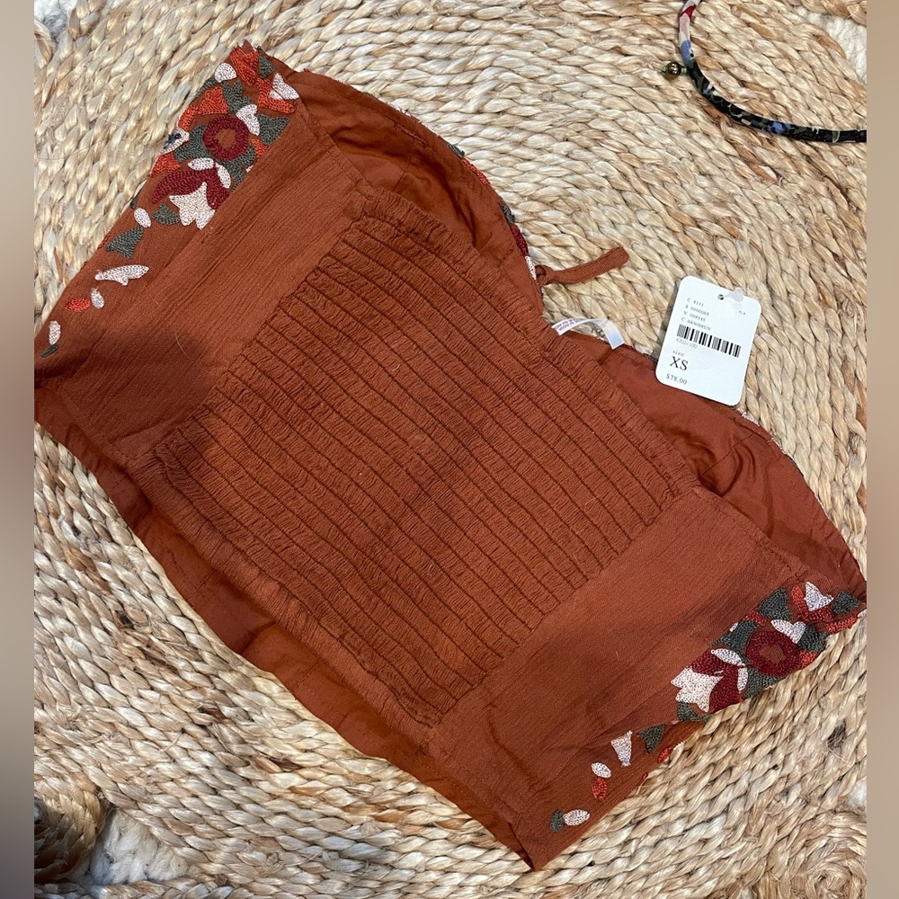 Strapless free people crop top with detailed embroidery - Picture 5 of 8